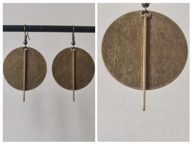 Boucles d&#039;oreilles rond et tige bronze -sans nickel, pièce unique 