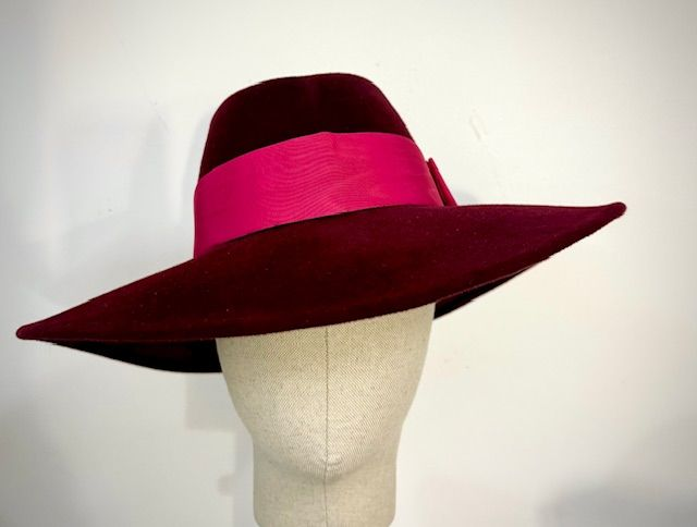 Plum velour fedora / moire silk band