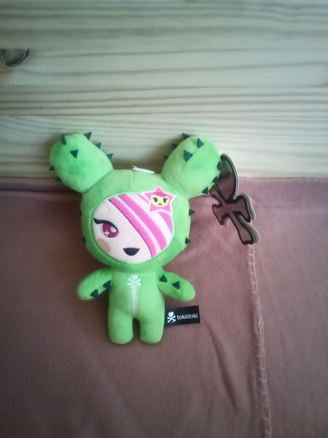 Fille cactus 