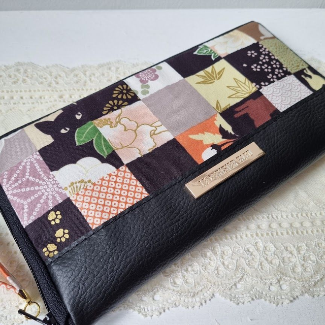 Portefeuille long zippé "Damier chat" simili cuir noir