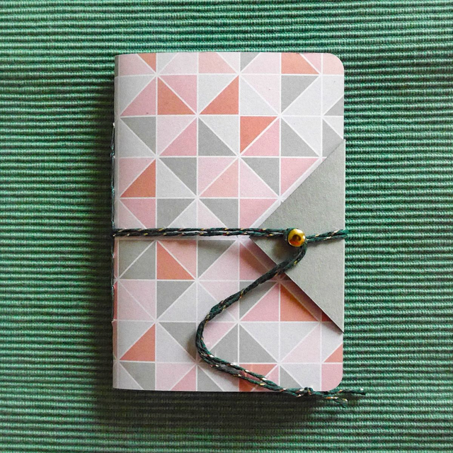 Carnet de poche A6 - motif triangles