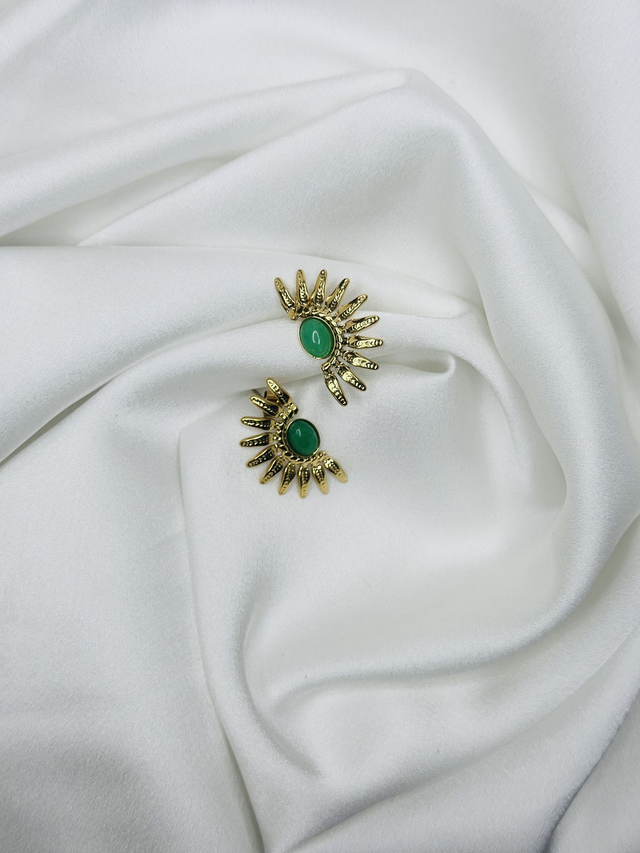 17-Boucles d'oreilles plumes pierre verte 