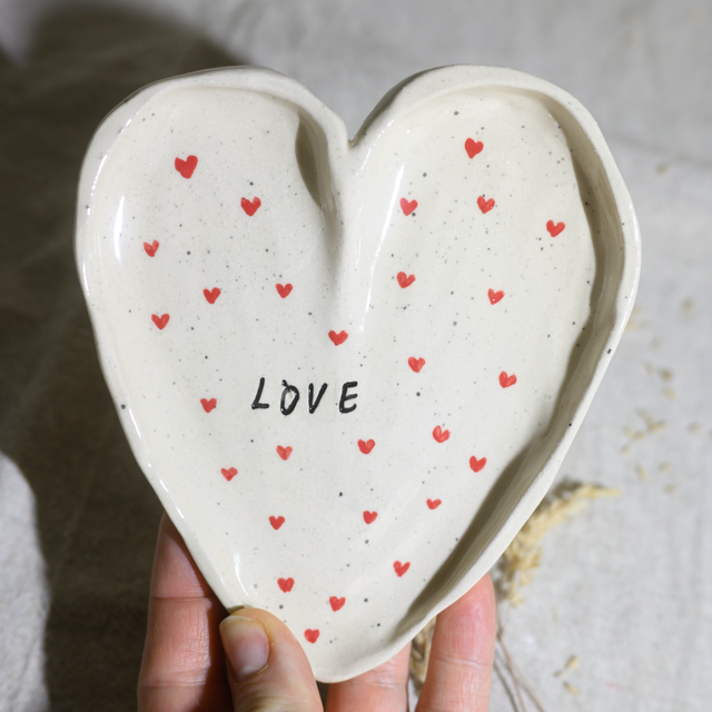 Cutest Heart Shape Plate 