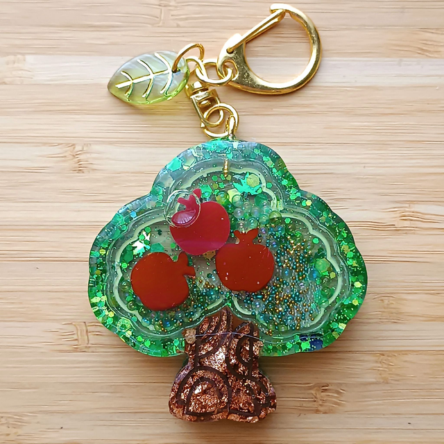 Llavero Shaker de Árbol con Manzanas