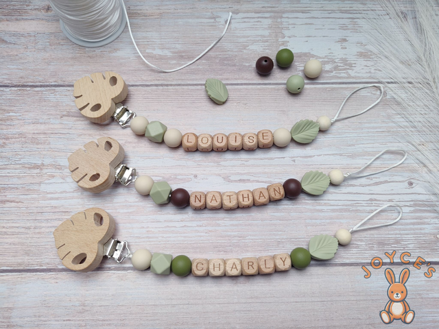 Attache tétine personnalisé feuille - Modèle Louise Nathan Charly- prénom 6 lettres max