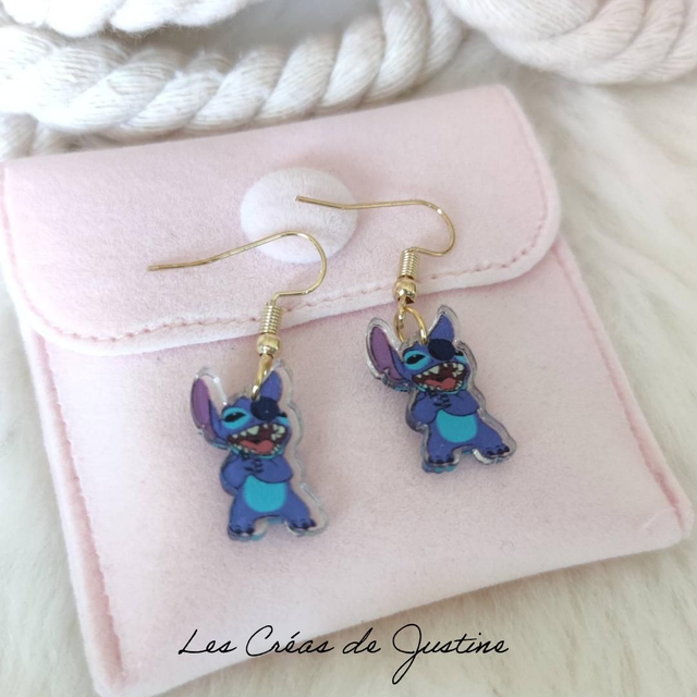 Boucles d&#039;oreilles Stitch 
