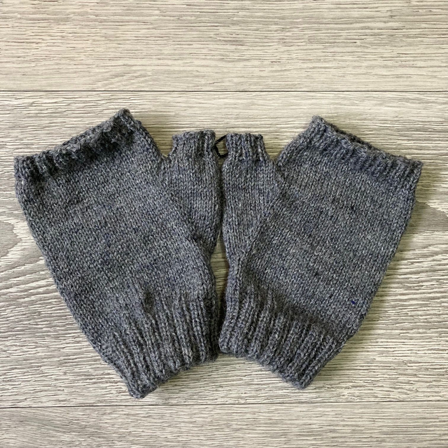 Hand-Knit Fingerless Mitts