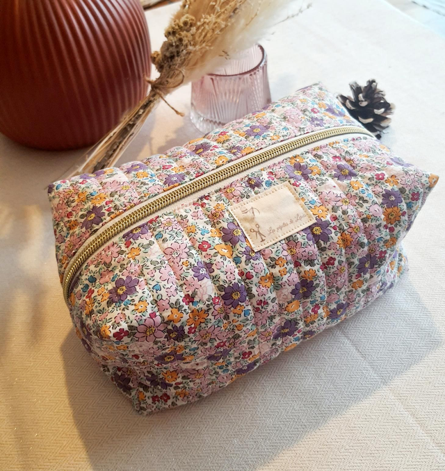 Grandes trousses fleurie violette