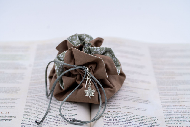 Savior blade - Orym inspired dice bag