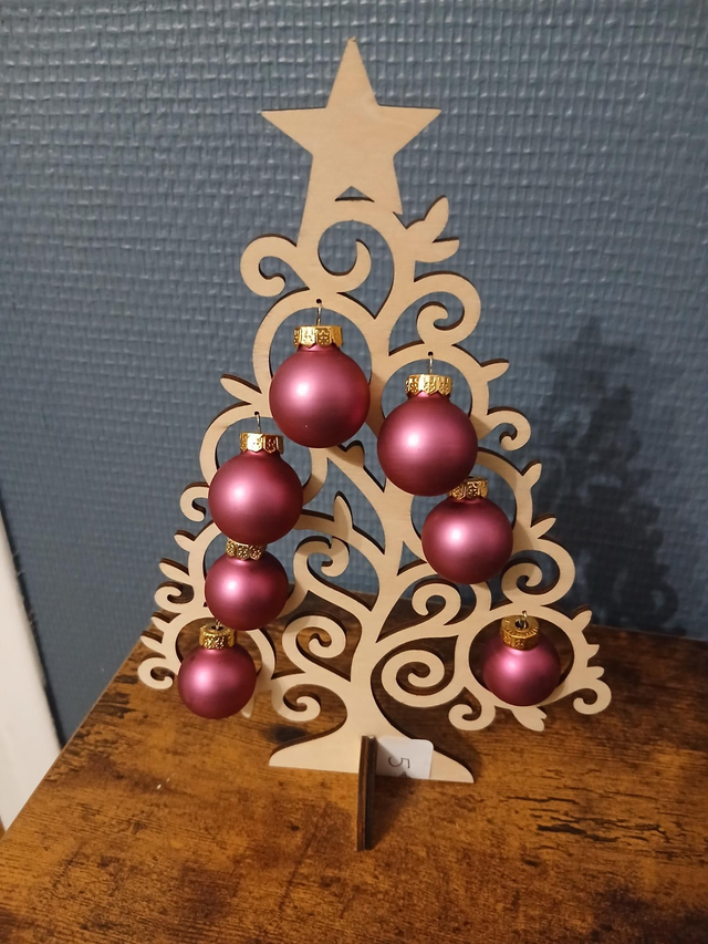 Sapin avec boules