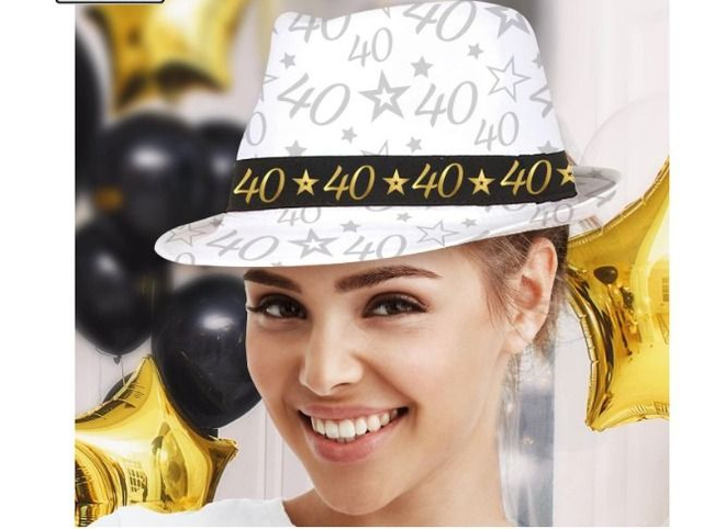 party , 13209  CAPPELLO GANGSTER 40 ANNI