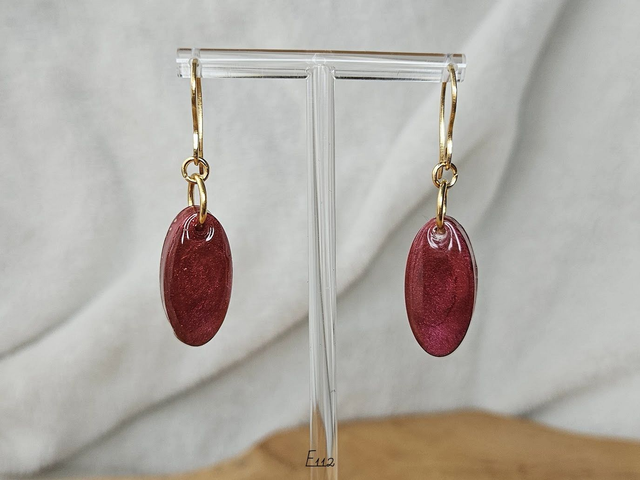 Burgundy Elegance (E112)