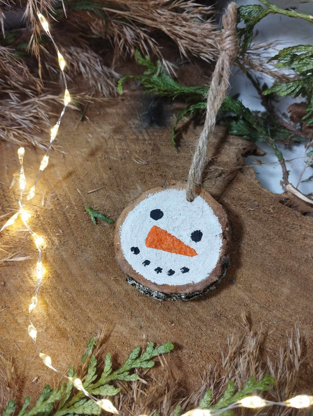 Déco suspension de Noël en bois - bonhomme de neige