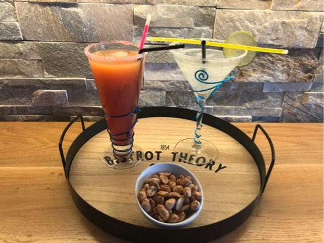 2 apéritifs classiques