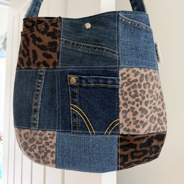 Roxie relaxed shoulder bag