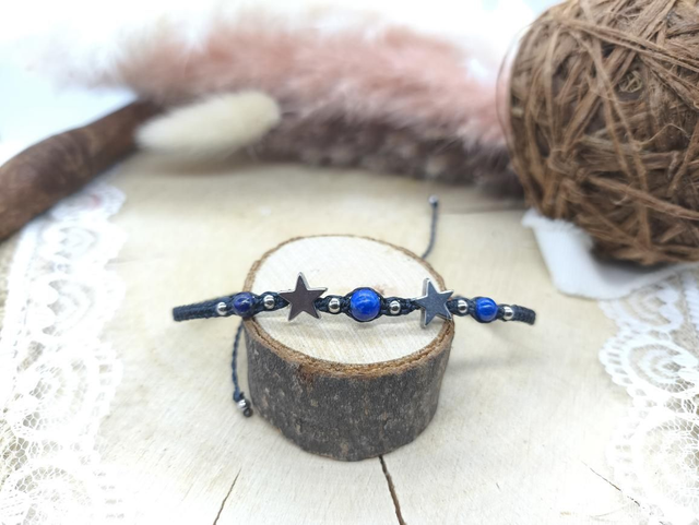 Bracelet fin bleu marine lapis lazuli étoiles hématite perles inox