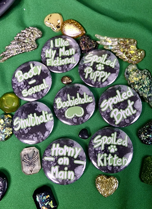 Hot and Spicy Round Pin Buttons