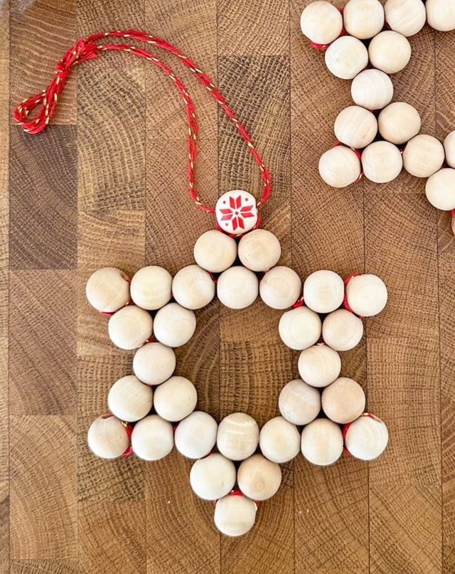 Ma belle étoile, suspension en perles en bois