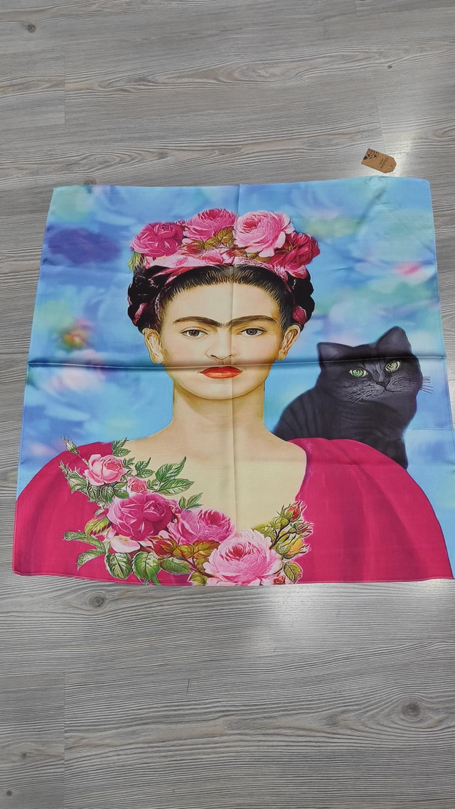 Foulard quadrato Frida Kahlo gatto nero