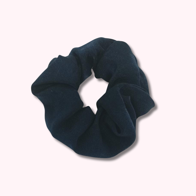 Chouchou classique en satin upcyclé - bleu marine 