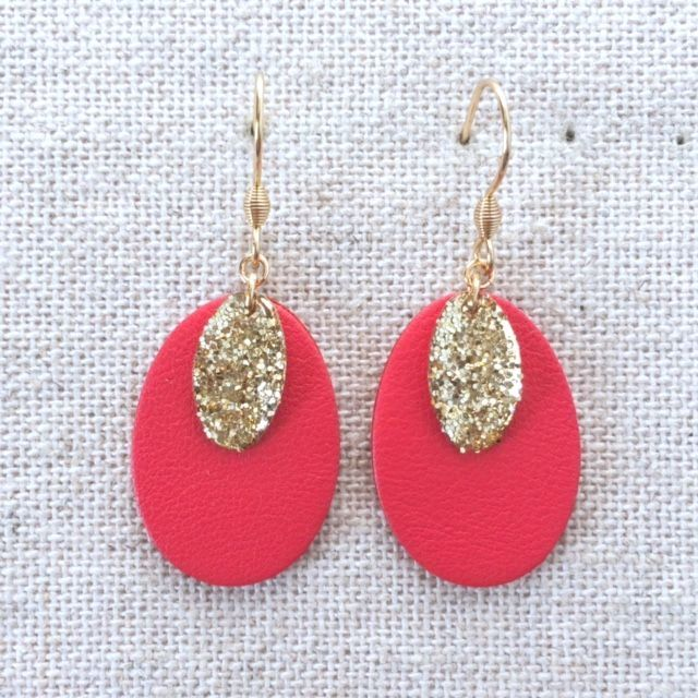 Boucles d’oreilles « Lyre - Variations en Am » dorées, cuir couleur rose incarnat