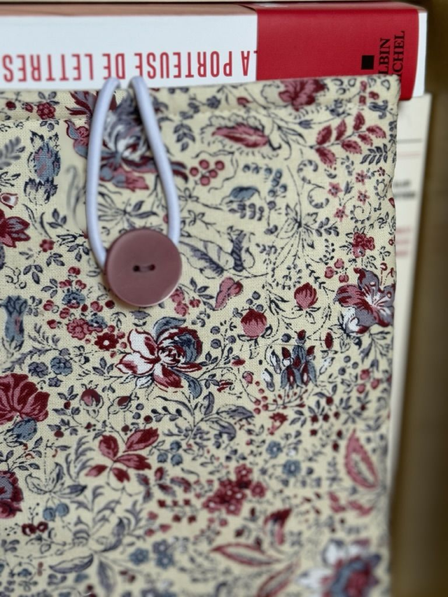 Pochette à livre / liseuse - M