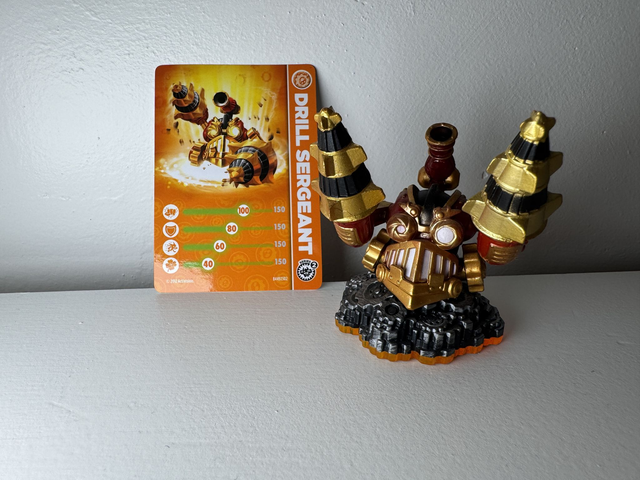 Drill Sergeant - Tech - Skylanders - Giant