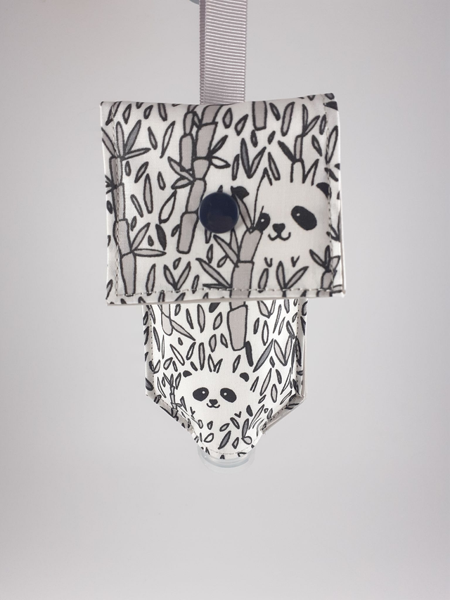 pochette  gel desinfectant pour les mains en toile enduite motif pandas 6