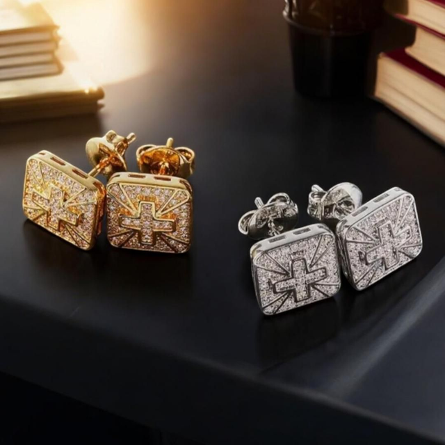 Boucles d'Oreilles Géométriques Carrées Élégantes en Cuivre Plaqué Or 18K - Unisexe