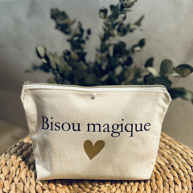 Pochette à fermeture dorée "Bisou magique"