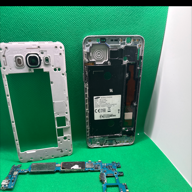 *0957-Samsung Galaxy J7 (2016) / SM-J710FN – Ersatzteile Set aus Zerlegung