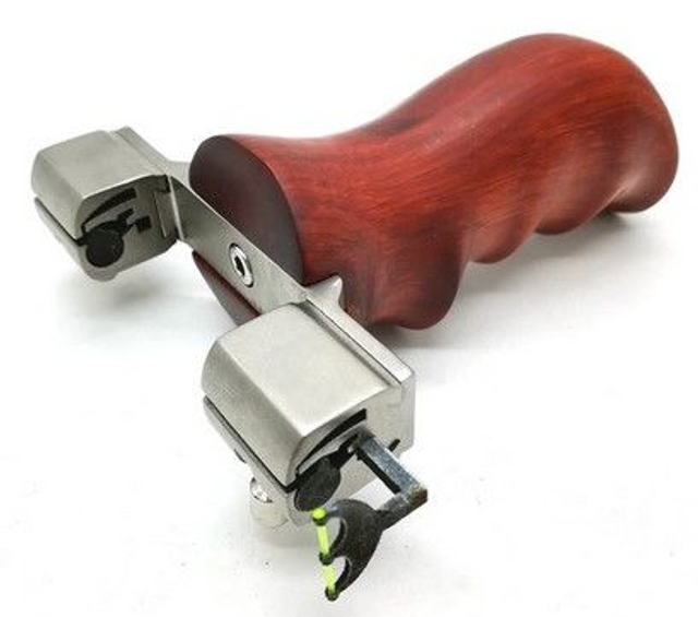 10C1 ... lance pierre compétition bois titane largeur réglable 60/105  - (2 bandes) 