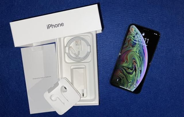 Apple iPhone XS Max 64GB