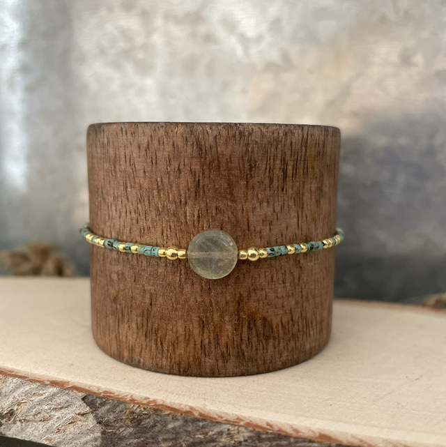 Bracelet Tons doré et turquoise africaine 