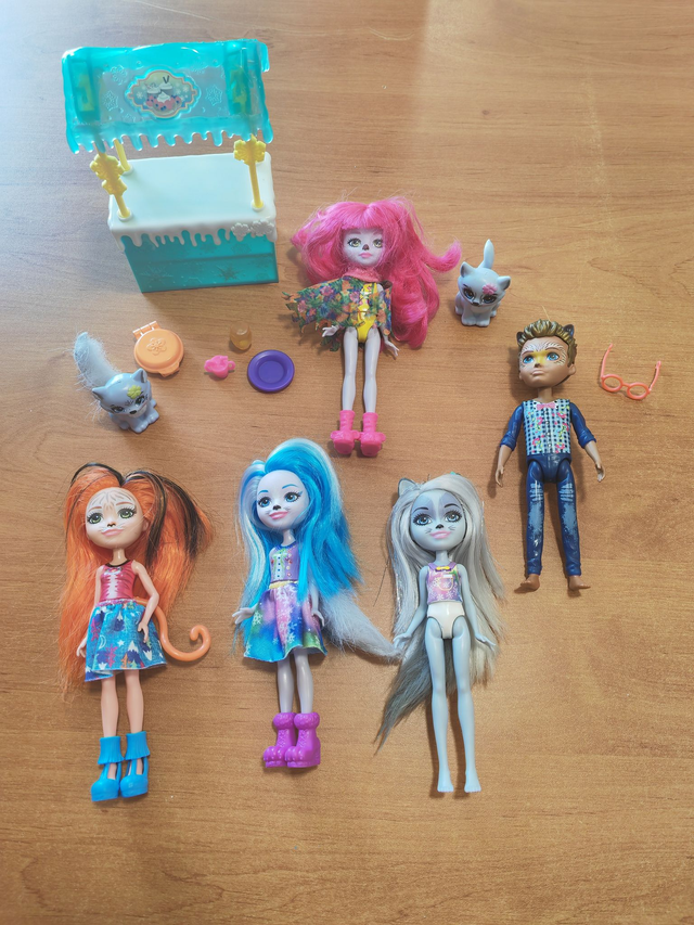 Poupées Enchantimals