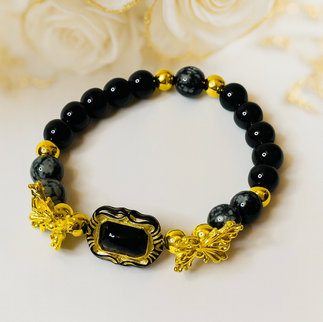 Royal Noir Elegance – Handgemaakte Luxe Armband met Gouden Accenten 
