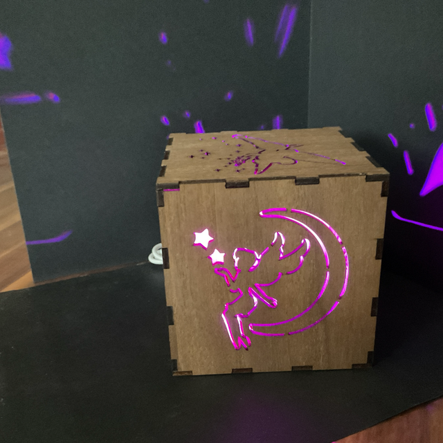 Le cube lumineux féerique 