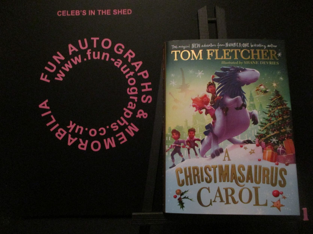 Tom Fletcher 'A Christmasaurus Carol' Authentic Autographed Hardback Book (1)