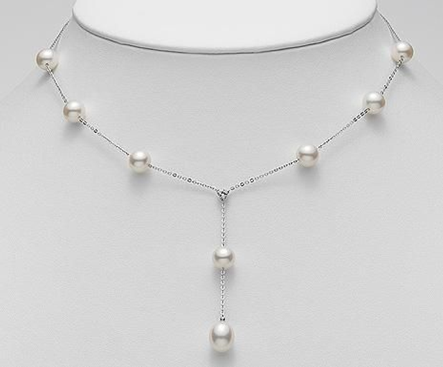 Collana Mikiko in Oro 18 Kt con Perle e diamanti 
