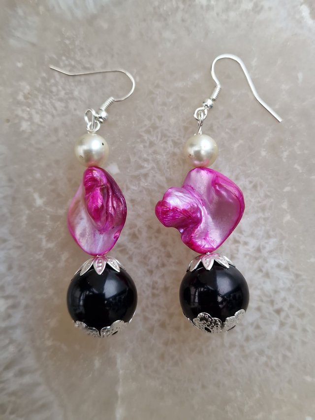 Boucles D'oreilles Perles Noir Et Blanc Perles Coquillage Fuchsia