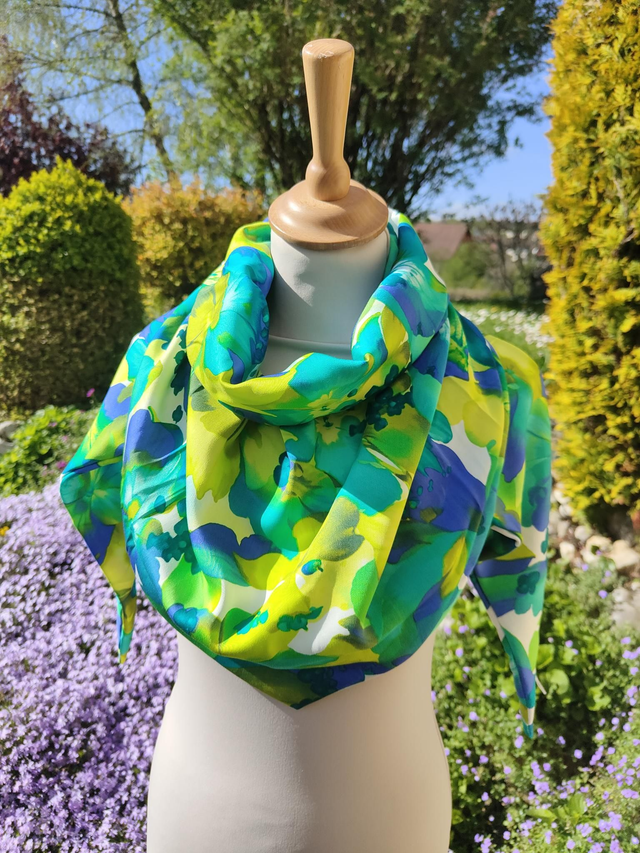 Chèche fluide et légère aqua vert