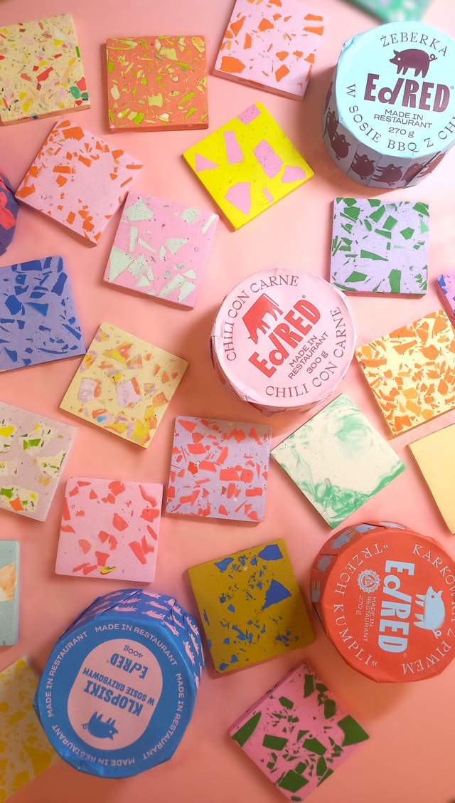 Kolorowa podkładka pod kubek, kwadratowa płytka, terazzo