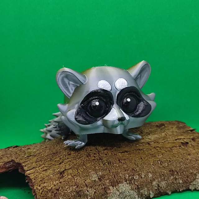 Raccoon, Articulated 3D Printed Raccoon – Poseable, Realistic & Fun Model