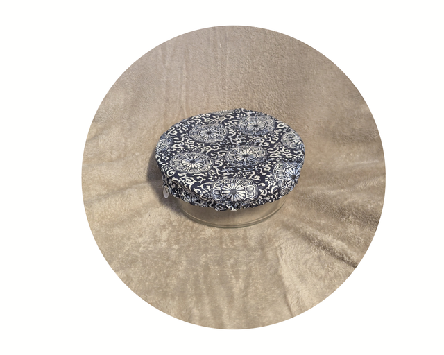 Charlotte alimentaire bleue