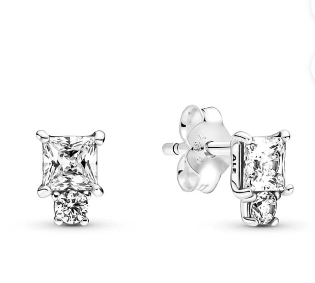 Boucles d'oreilles rondes et carrées étincelantes