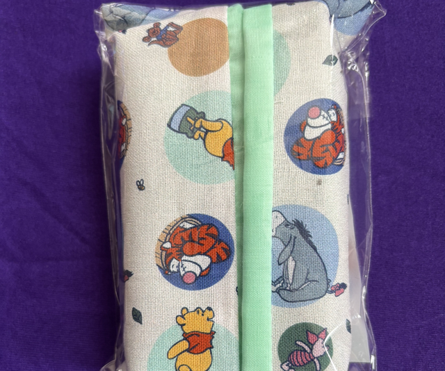 Pocket Tissue Cover/Holder Winnie the Pooh and friends with tissues