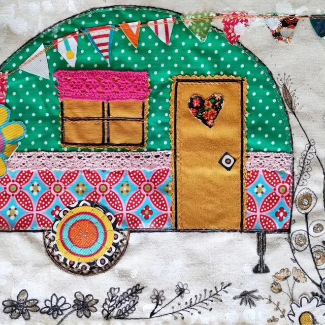 Tableau arts textiles cabane - la caravane de mes rêves 