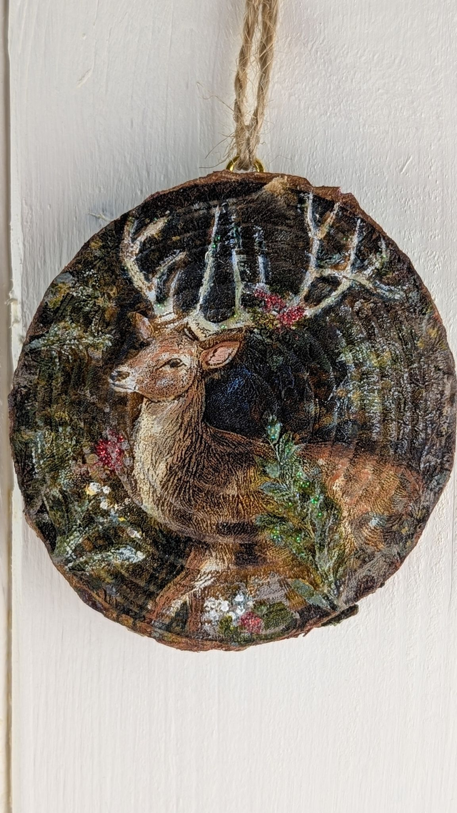 Stag, majestic - Log slice
