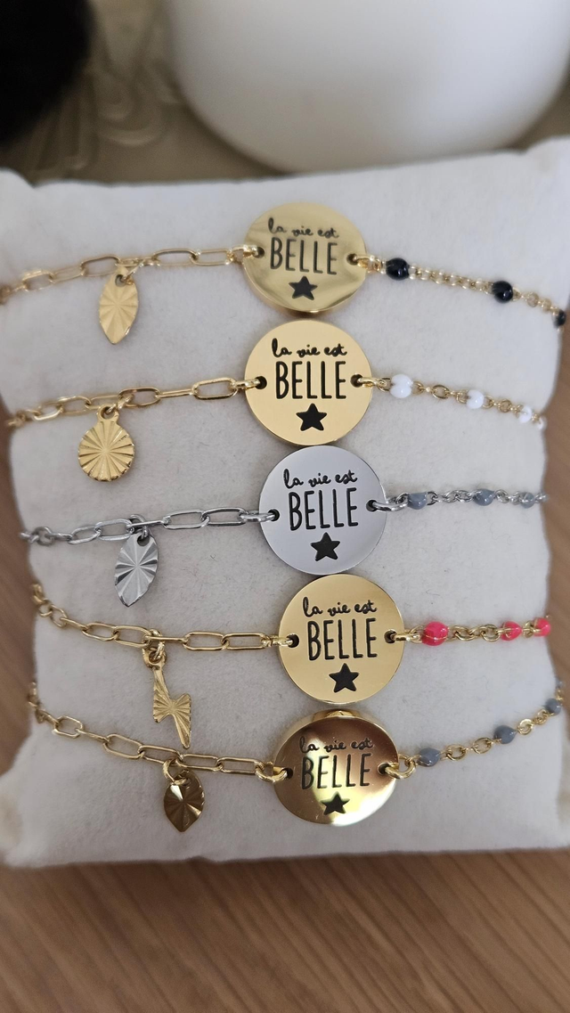 Bracelet chaîne &quot;la vie est belle &quot;