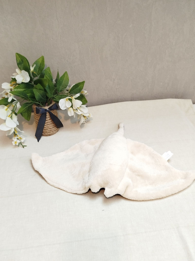 Raie manta beige